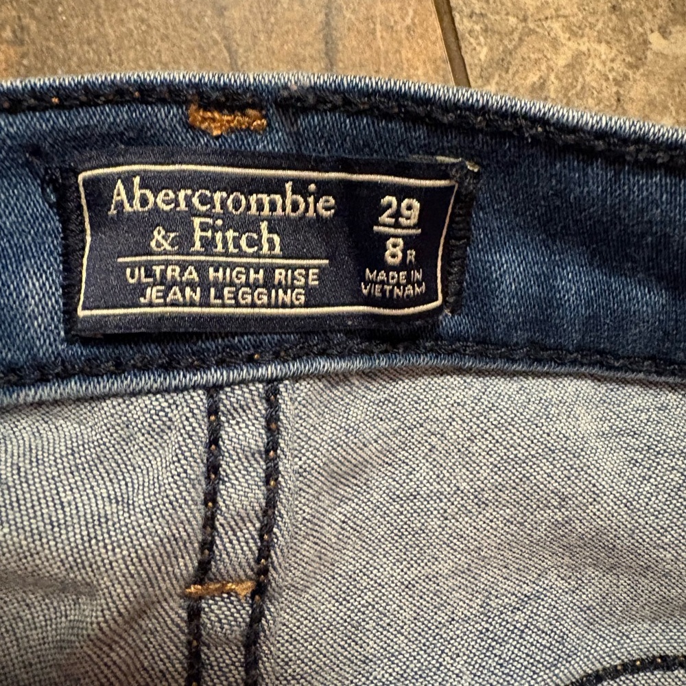 Abercrombie & Fitch Women's Skinny Jean Leggings - Picture 3 of 7